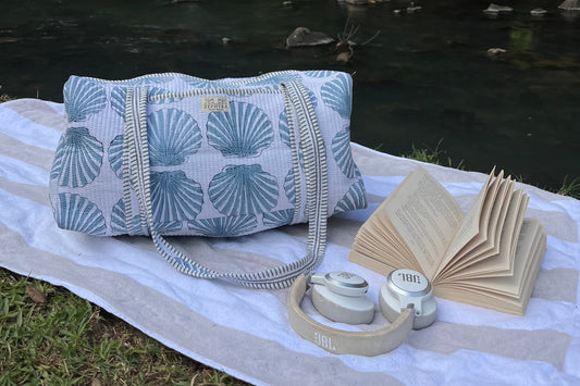 Seashell weekender bag 
